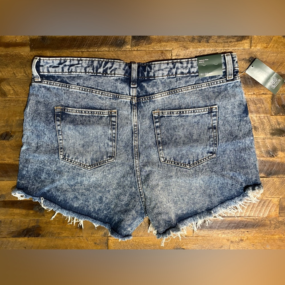 NWT Target Wild Fable Highest Rise Shorts Blue Denim Size 18 - Picture 2 of 4